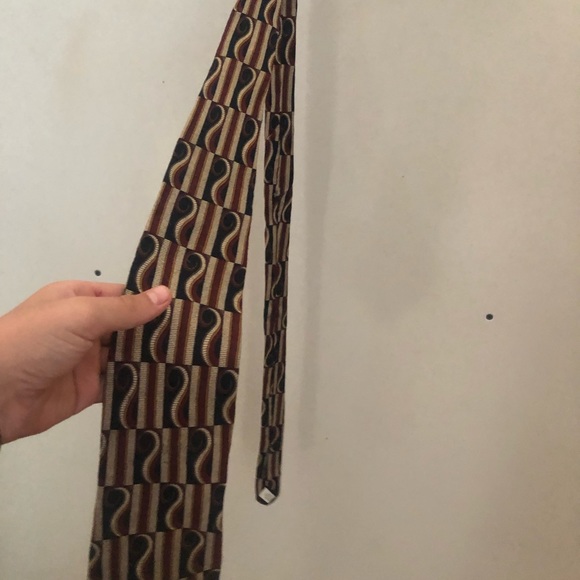 Tie - Picture 3 of 3